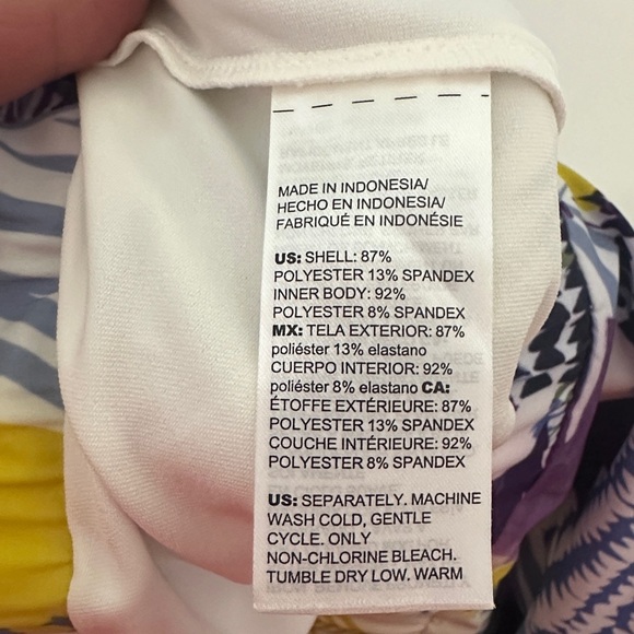 Chico's Abstract Patterned Skort - Picture 8 of 9